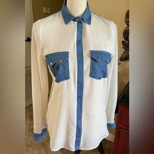 Insight women’s button down sheer top with pockets size‎ 2